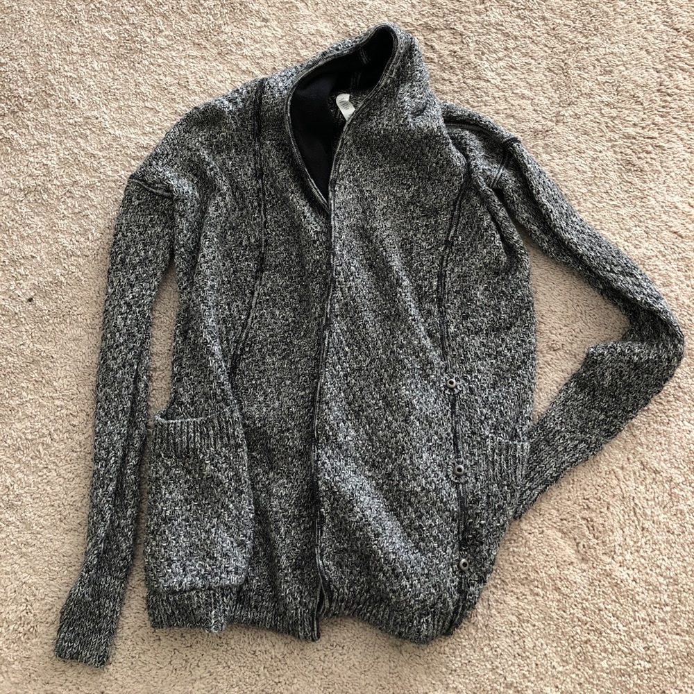 Lululemon sweater